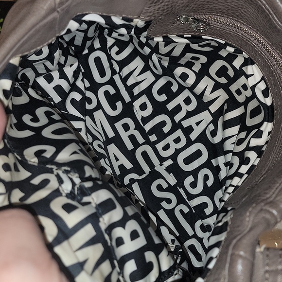 Authentic Marc Jacobs shoulder bag - Picture 8 of 10